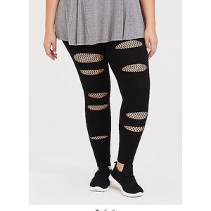 Fishnet leggings